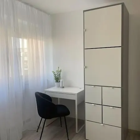 A & L Homes Naehe Zentrum Апартаменты *