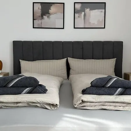 A & L Homes Naehe Zentrum Апартаменты *